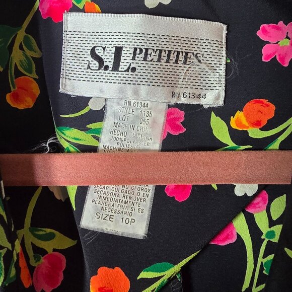 Vintage Collared Preppy Floral Dress - Picture 2 of 3